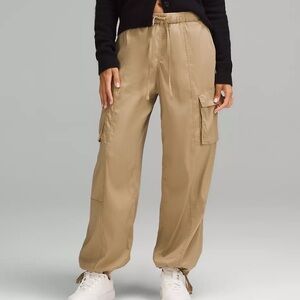 Lululemon Mid-Rise Cargo Pant